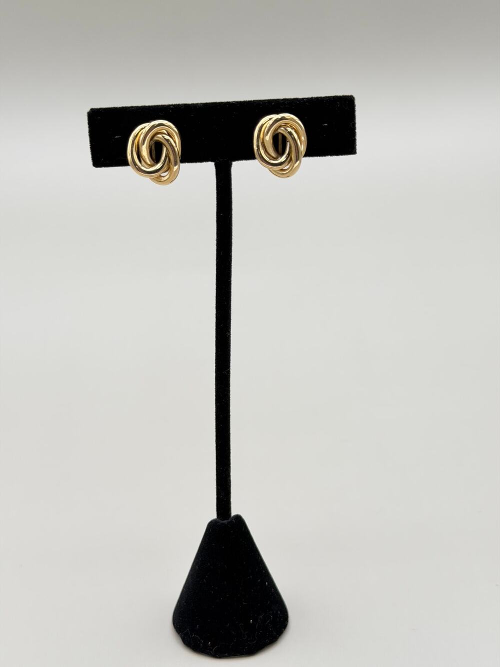 Vintage Crown Trifari Gold Tone Twist Clip-On Earrings